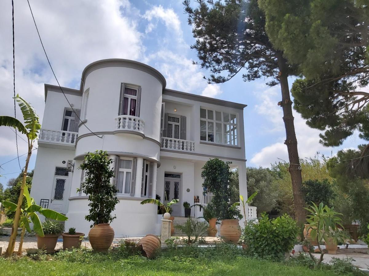 Tower Traditional Pool Villa Kremasti  Exterior photo